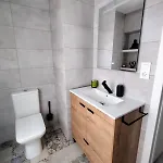 Boho Chic Modern Apartment 2Bed, 2Bath, 5 Mins Calle Loreto