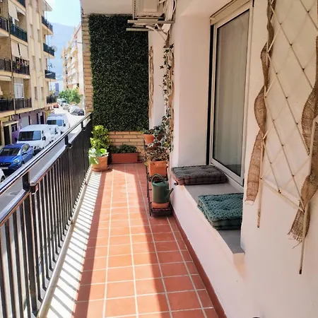 Boho Chic Modern 2bed, 2bath, 5 Mins Calle Loreto 홈스테이