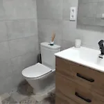 Boho Chic Modern Apartment 2Bed, 2Bath, 5 Mins Calle Loreto Habitación en casa particular *